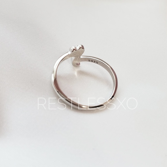 ❤ Heart Semicolon Ring - Picture 3 of 4